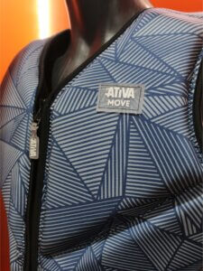Detalhe do tecido estampado de colete Ativa Move
