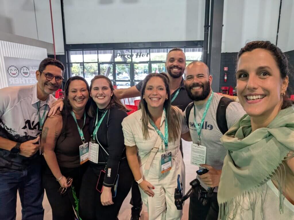 Grupo de participantes em registro durante a Pesca Trade Show 2026